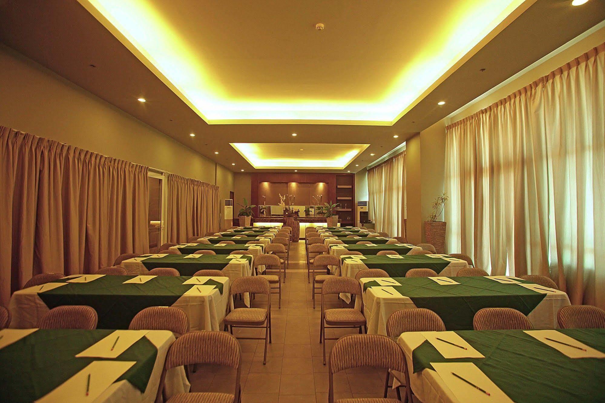 La Mirada Hotel Cebu Εξωτερικό φωτογραφία