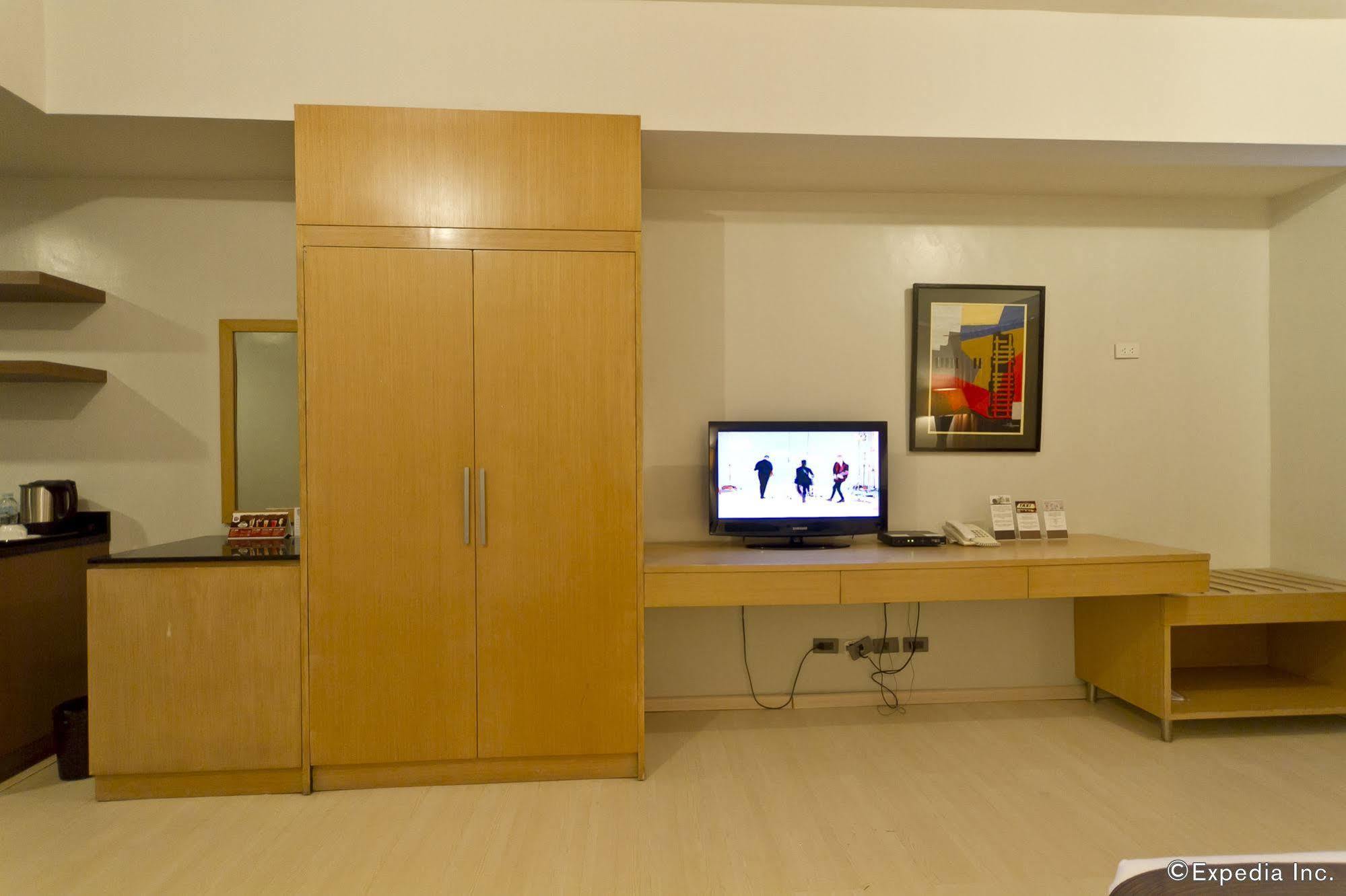 La Mirada Hotel Cebu Εξωτερικό φωτογραφία